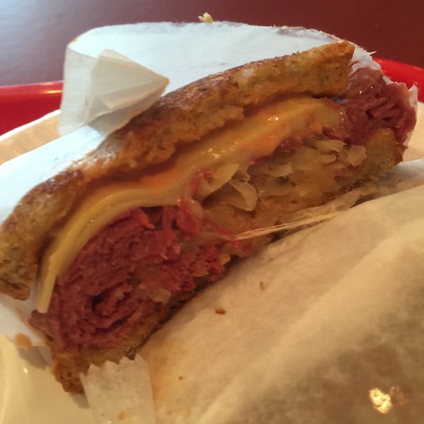 Super Duper Deli 257 Talmadge Rd