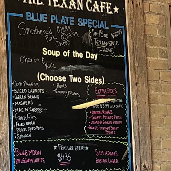 4/22/2018 tarihinde Greg G.ziyaretçi tarafından Texan Cafe &amp; Pie Shop'de çekilen fotoğraf