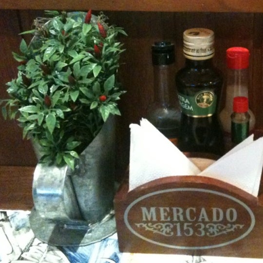 Das Foto wurde bei Mercado 153 von Luciana M. am 6/29/2012 aufgenommen