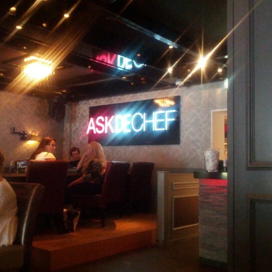 Foto scattata a Ask de Chef - Fusion | Sushi | Lounge da Wolfram S. il 8/28/2012