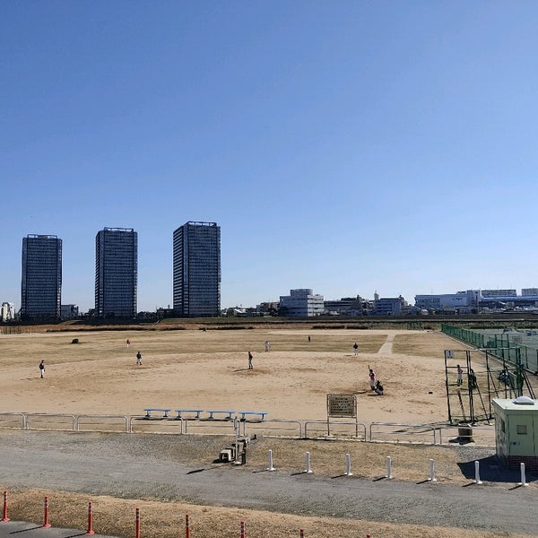 Fotos En 多摩川六郷橋緑地野球場 Campo De Beisbol En 蒲田 Fotos En 多摩川六郷橋緑地野球場 Campo De Beisbol En 蒲田
