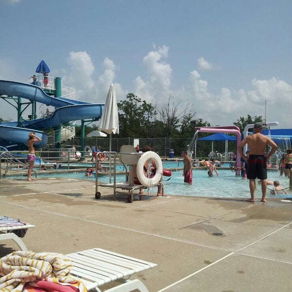Camdenton Aquatic Center Swimming Pool