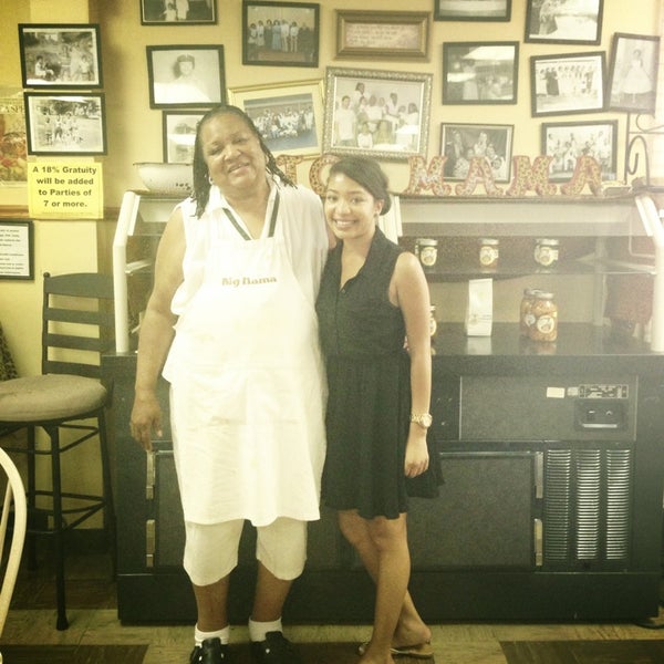 7/14/2013 tarihinde Deja F.ziyaretçi tarafından Big Mama&#39;s Kitchen'de çekilen fotoğraf