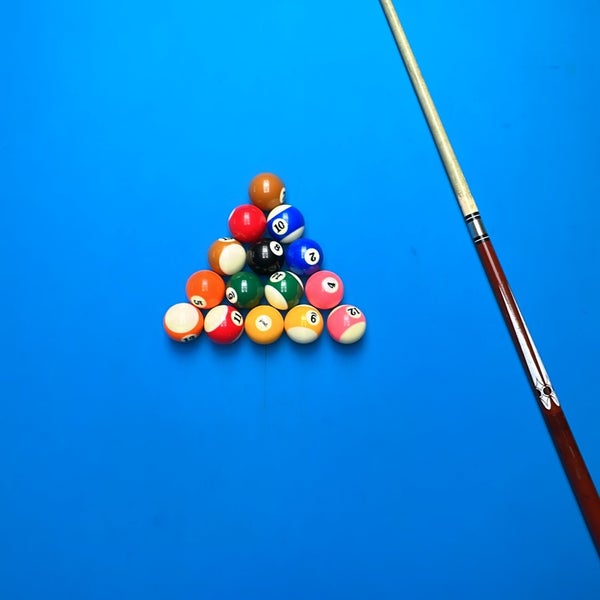 Foto scattata a CUE NINE billiard Club da EYAD 🧿♈️ il 11/17/2023