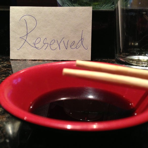 Foto diambil di Nanami Sushi Bar &amp; Grill oleh Will S. pada 1/5/2013