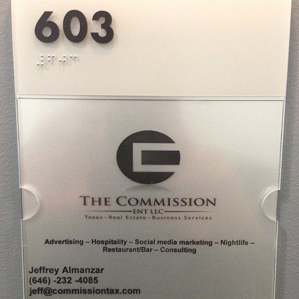2/4/2013にJeffrey Kyze Commission A.がCommissionTax Income Tax Preparation Services, Real Estate and Business Consultantで撮った写真
