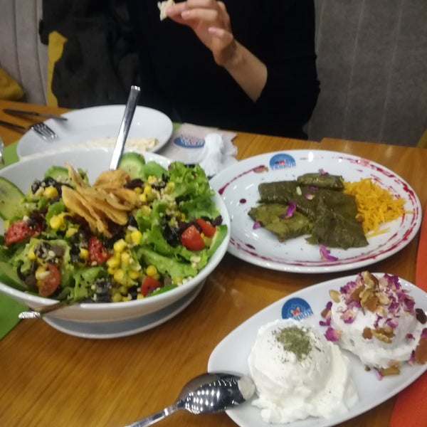 Photo taken at Tehrun İran Mutfağı by Duygu H. on 1/31/2019