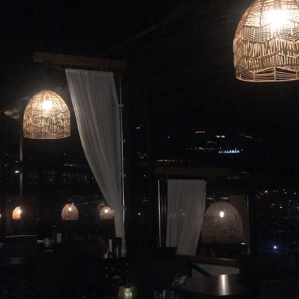 รูปภาพถ่ายที่ Öztürk Kolcuoğlu Ocakbaşı Restaurant โดย Yasemin เมื่อ 7/1/2023