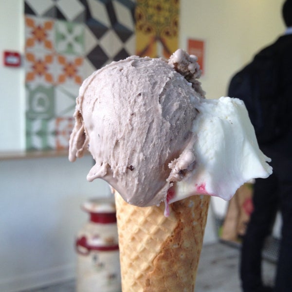 3/31/2015 tarihinde Ana Filipa N.ziyaretçi tarafından FIB - il vero gelato italiano (geladosfib)'de çekilen fotoğraf