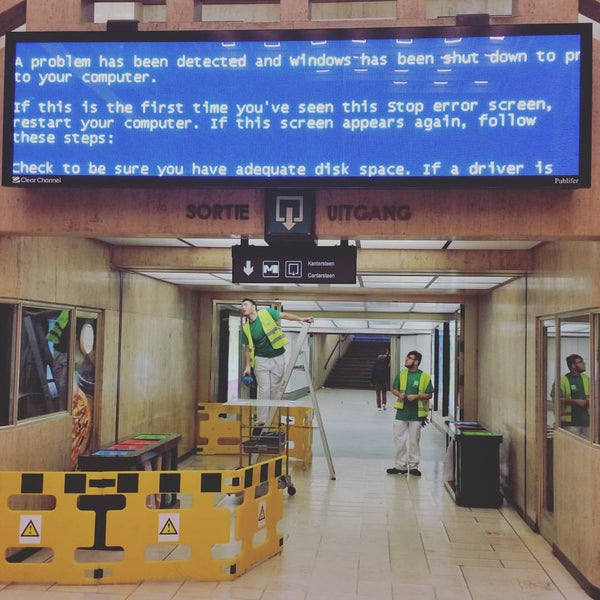 8/3/2016 tarihinde Julien C.ziyaretçi tarafından Centraal Station (MIVB)'de çekilen fotoğraf