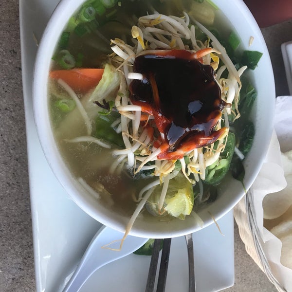 Foto tirada no(a) Basilic Vietnamese Grill por Oleksandr P. em 3/2/2019