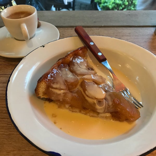 4/11/2018 tarihinde Regina M.ziyaretçi tarafından Polska café &amp; pierogi'de çekilen fotoğraf