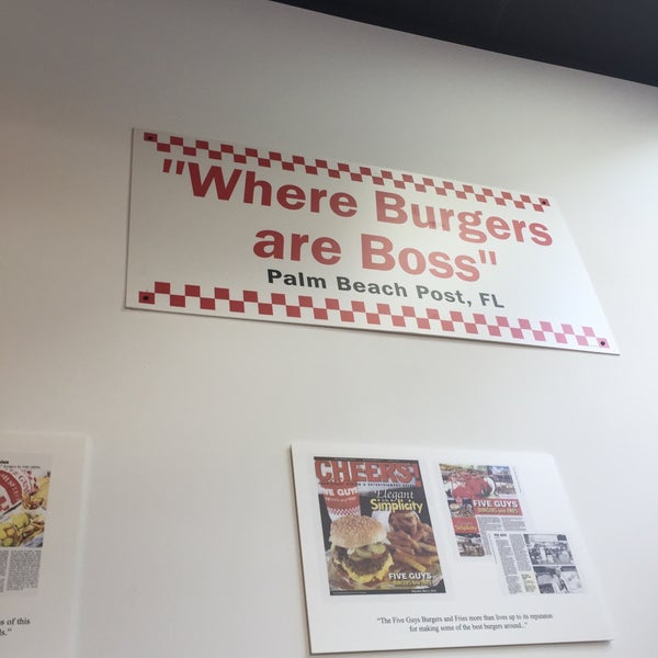 Photo taken at Five Guys by Rashed on 8/29/2015