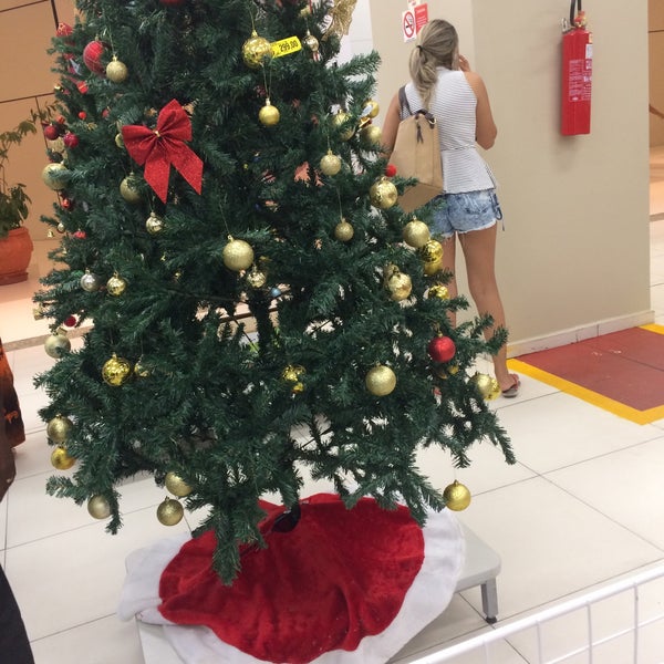 Photo taken at Castanheira Shopping Center by Lindivaldo B. on 12/24/2016