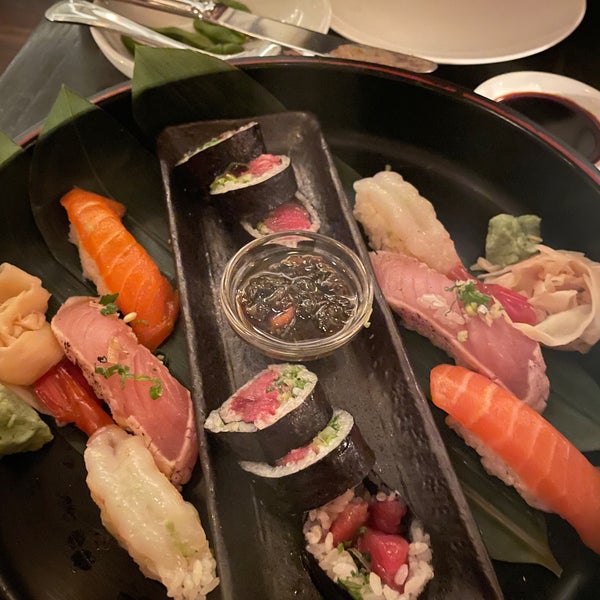 Really enjoyed all the sushi I got here - would recommend the entire menu. Definitely get rolls, nigiri/sashimi & hot/cold apps. Special menu is also good