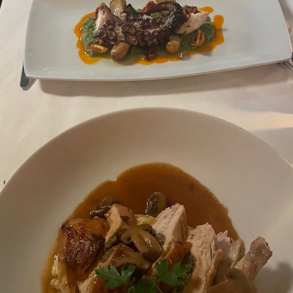 I for the 60 prix fixe menu & it was fine. I liked my chicken main a lot, but the dessert (hazelnut cake) was disappointing. I did like my pamplemousse drinks, risotto & tartare. It was super hot