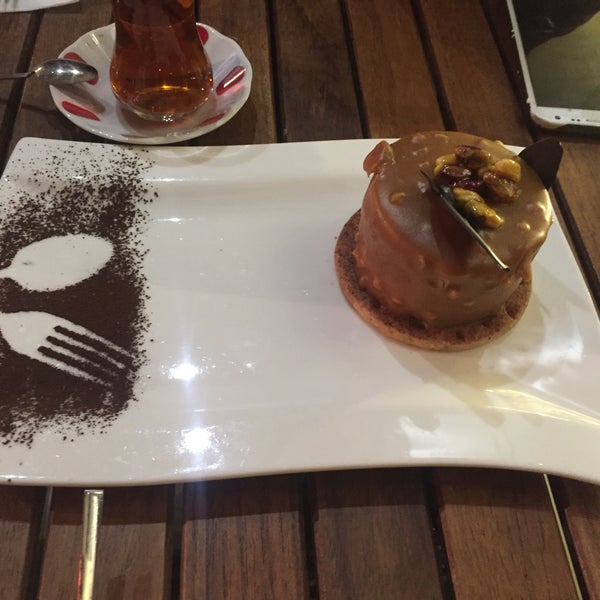 12/8/2016 tarihinde Ş_kziyaretçi tarafından Dilek Pasta Cafe &amp; Restaurant'de çekilen fotoğraf