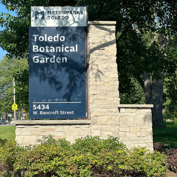 Toledo Botanical Garden Reynolds Corners Toledo, OH