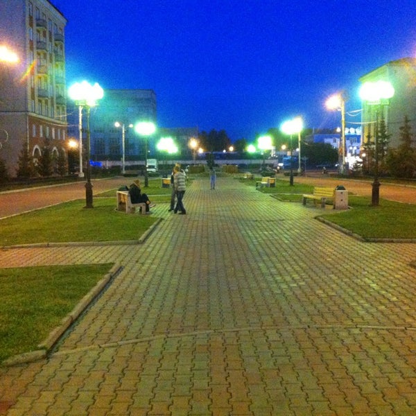 В Красноярске завершаются работы по благоустройству парка у ДК 1 мая - Стимэкс -