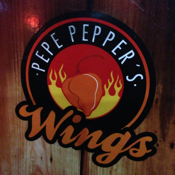 Photo taken at Pepe Pepper´s Wings by Perla P. on 8/1/2013
