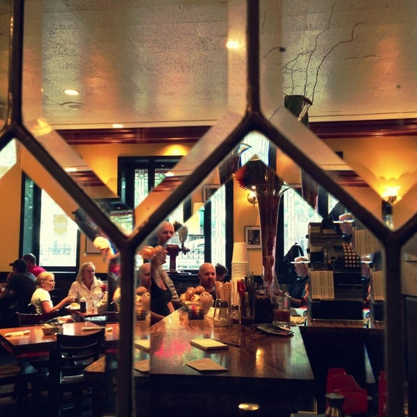 3rd Coast Cafe & Wine Bar Gold Coast 1260 N Dearborn St