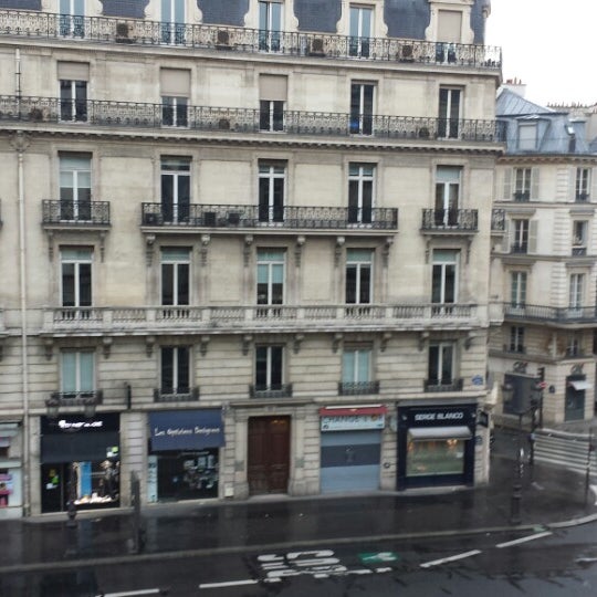 Das Foto wurde bei Hôtel Choiseul Opéra von Alexander B. am 5/8/2013 aufgenommen