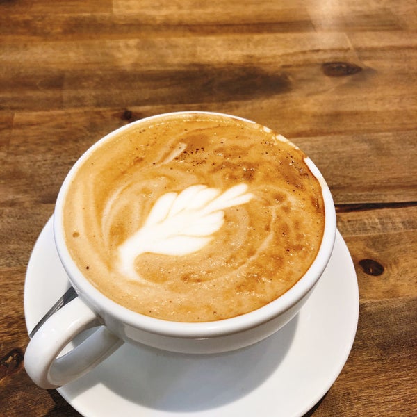 Foto tirada no(a) Aperture Coffee Bar por SulA K. em 2/6/2019