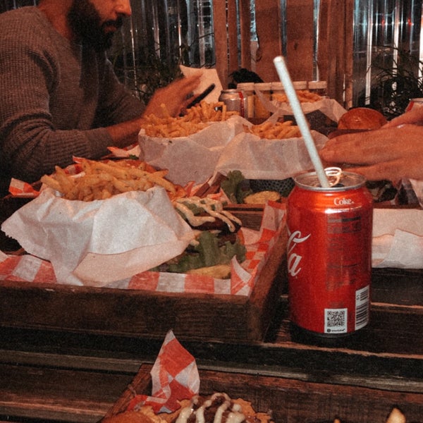 Foto tirada no(a) Juanchi&#39;s Burger por Basel 🦅 em 1/2/2021