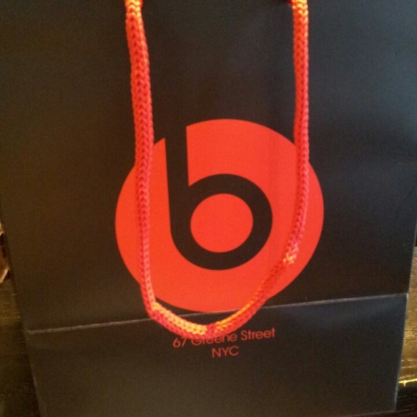 Photo taken at Beats By Dre Store by Gayana D. on 1/24/2014