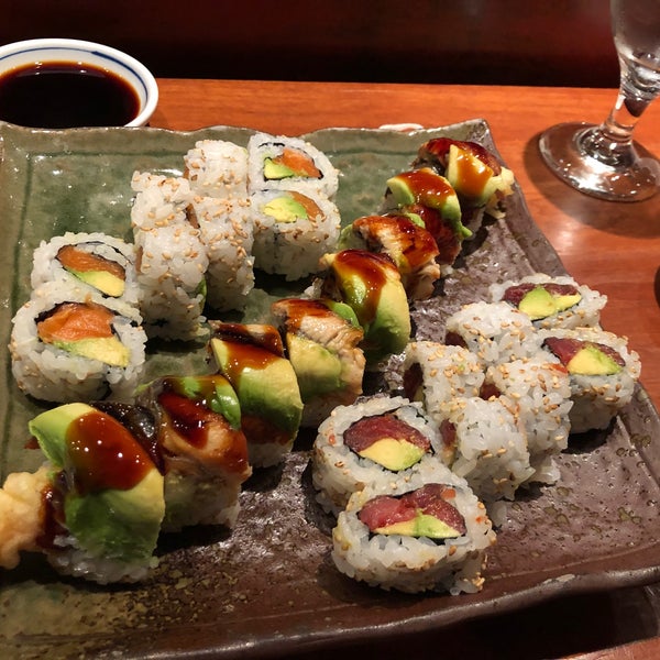 Das Foto wurde bei Sushi Sake von John G. am 8/23/2020 aufgenommen