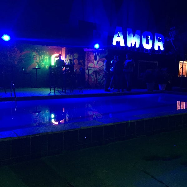 รูปภาพถ่ายที่ Clube Metrópole โดย Anderson G. เมื่อ 4/3/2015