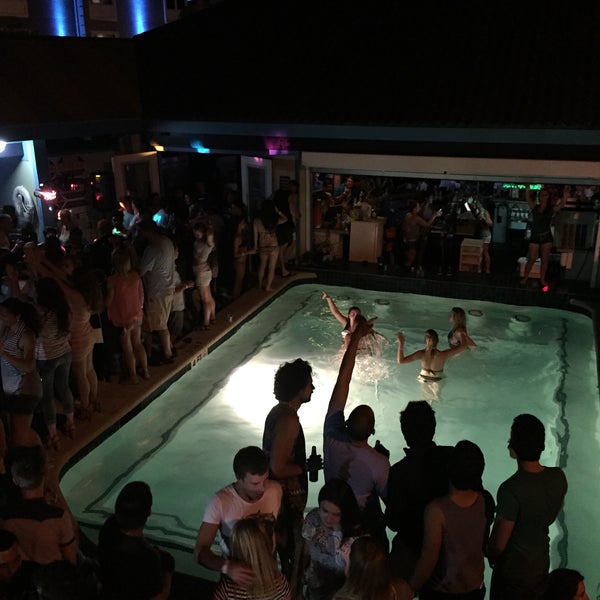 8/24/2015にCihan K.がThe Float Pool And Patio Barで撮った写真