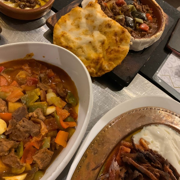 10/6/2020 tarihinde Lo L.ziyaretçi tarafından Osmanli restaurant مطعم عُصمنلي'de çekilen fotoğraf