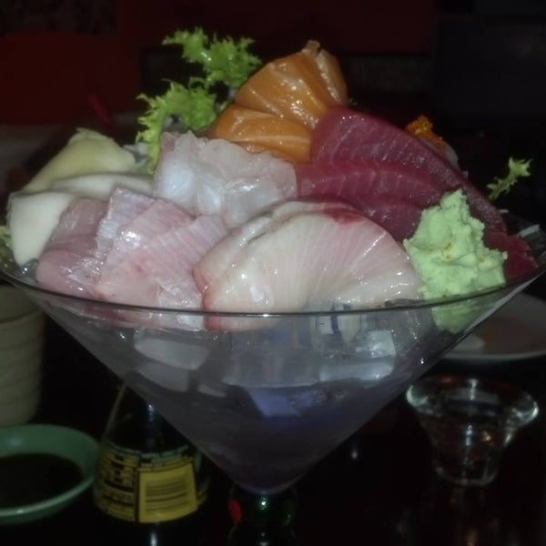 Foto tirada no(a) Yoshimama Japanese Fusion &amp; Sushi Bar por Yoshimama Japanese Fusion &amp; Sushi Bar em 9/25/2013