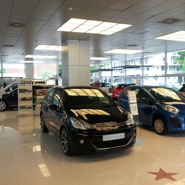 Photo taken at Citroën Milano by Silvio D. on 5/14/2013