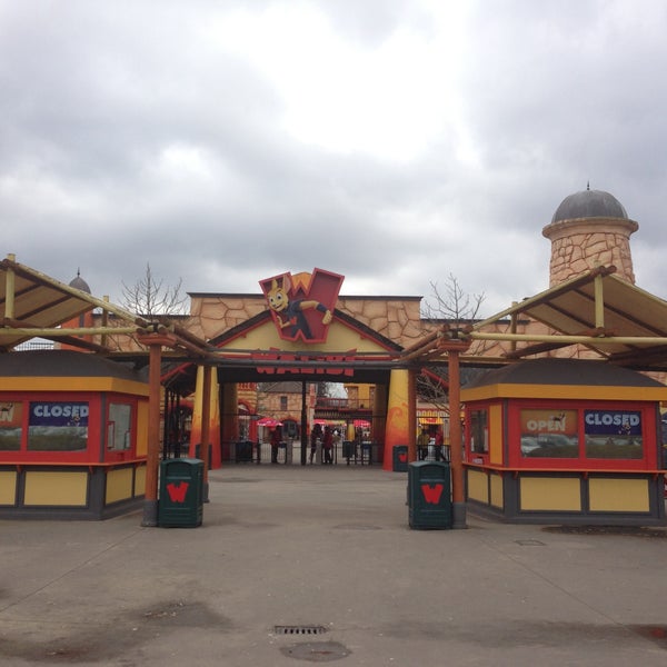 รูปภาพถ่ายที่ Walibi Belgium โดย Bram L. เมื่อ 4/11/2013