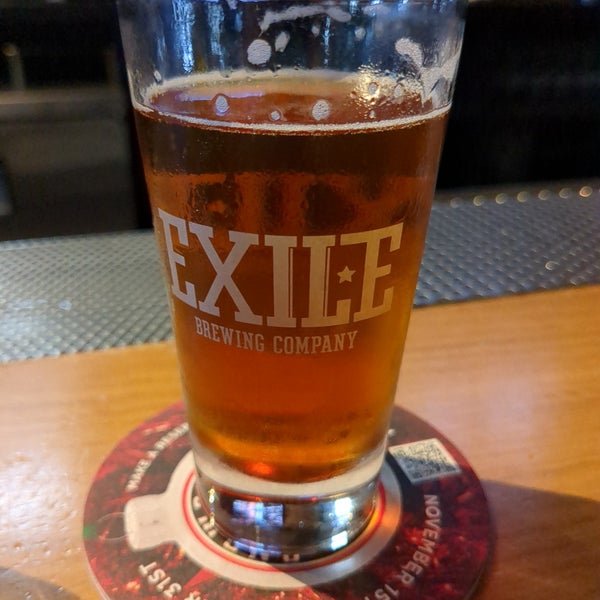 Foto tirada no(a) Exile Brewing Co. por Jim P. em 11/3/2022