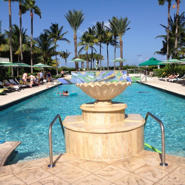 Kimpton Hotel City Center 1717 Collins Ave