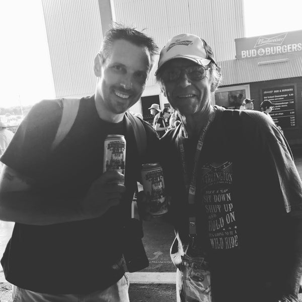 Das Foto wurde bei Charlotte Motor Speedway von Chef Jay Z. am 5/27/2018 aufgenommen