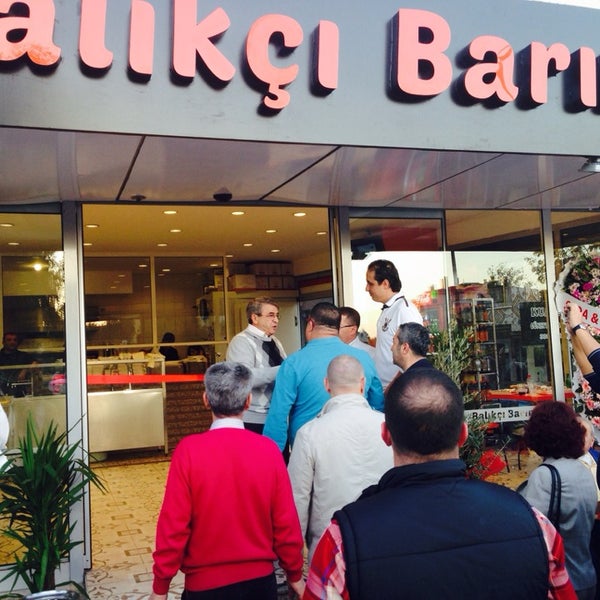 Das Foto wurde bei Balıkçı Barınağı Restaurant von Önder O. am 11/9/2013 aufgenommen