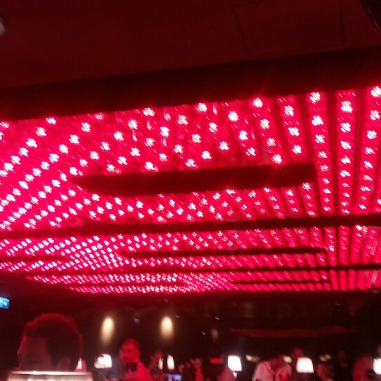 Photo taken at supperclub Dubai by Zizo on 9/12/2013