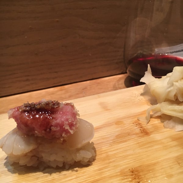 7/12/2019 tarihinde Kevin S.ziyaretçi tarafından Tanoshi Sushi'de çekilen fotoğraf
