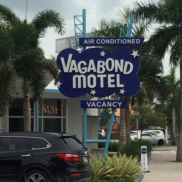 รูปภาพถ่ายที่ Vagabond Hotel Miami โดย Haitian H. เมื่อ 3/20/2016