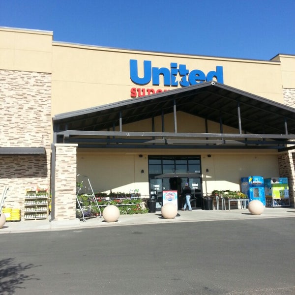 United supermarkets. United market. Yara логотип. Маркет партнер. United market.
