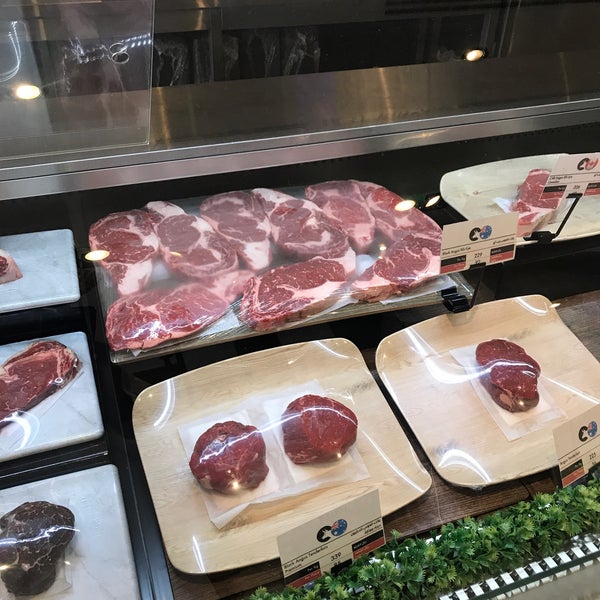 Foto diambil di The Meat Shop oleh A.✈️ pada 6/20/2021