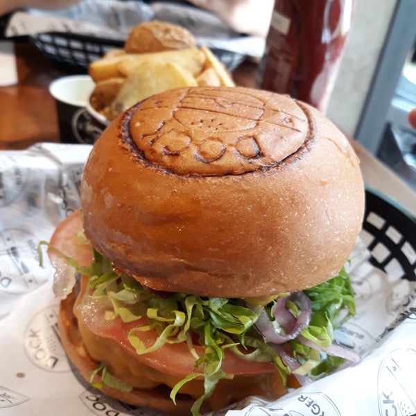 11/15/2018にPablo M.がDock Burgerで撮った写真