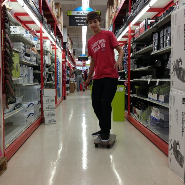 Staples Office Supply Store in Victoria