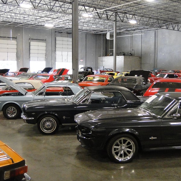 Streetside Classics Atlanta Used Car Dealership