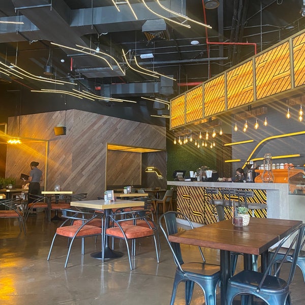 6/27/2021에 Jayy✨님이 CRISOL Restaurant &amp; Lounge | كريسول에서 찍은 사진