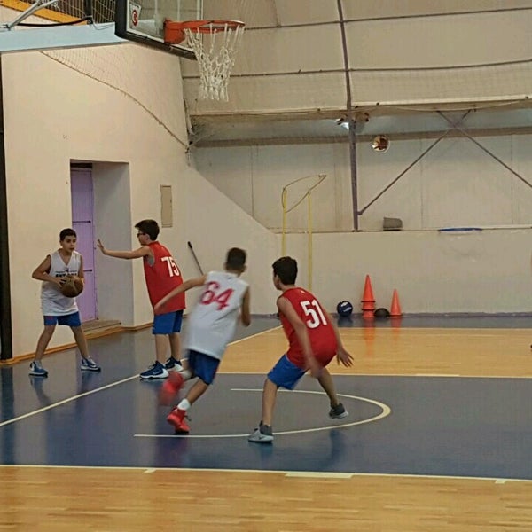 10/9/2016에 Öznur S.님이 Hidayet Türkoğlu Basketbol ve Spor Okulları Dikmen에서 찍은 사진
